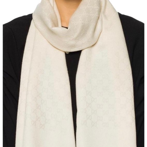 Gucci Accessories - 🆕 Authentic Gucci GG Logo Scarf in Natural/Ivory Color